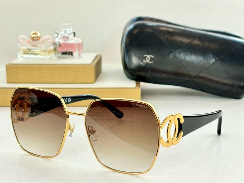 Chanel Sunglasses 257